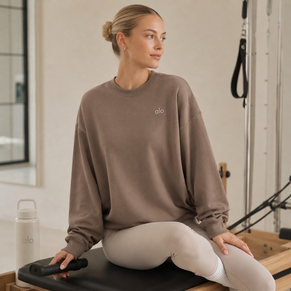 ALO Yoga Tops - Alo Yoga Accolade Crew Neck Pullover Sweatshirt Gravel Tan Oversized Medium
